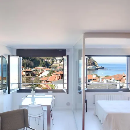 Go Donosti Chillida
