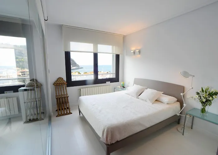 Go Donosti Chillida Apartamento *